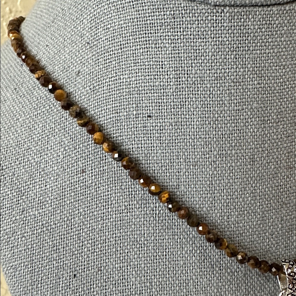 Genuine Tiger’s Eye Silver Plated Pendant and Tiger’s Eye Beaded Necklace - Picture 8 of 12